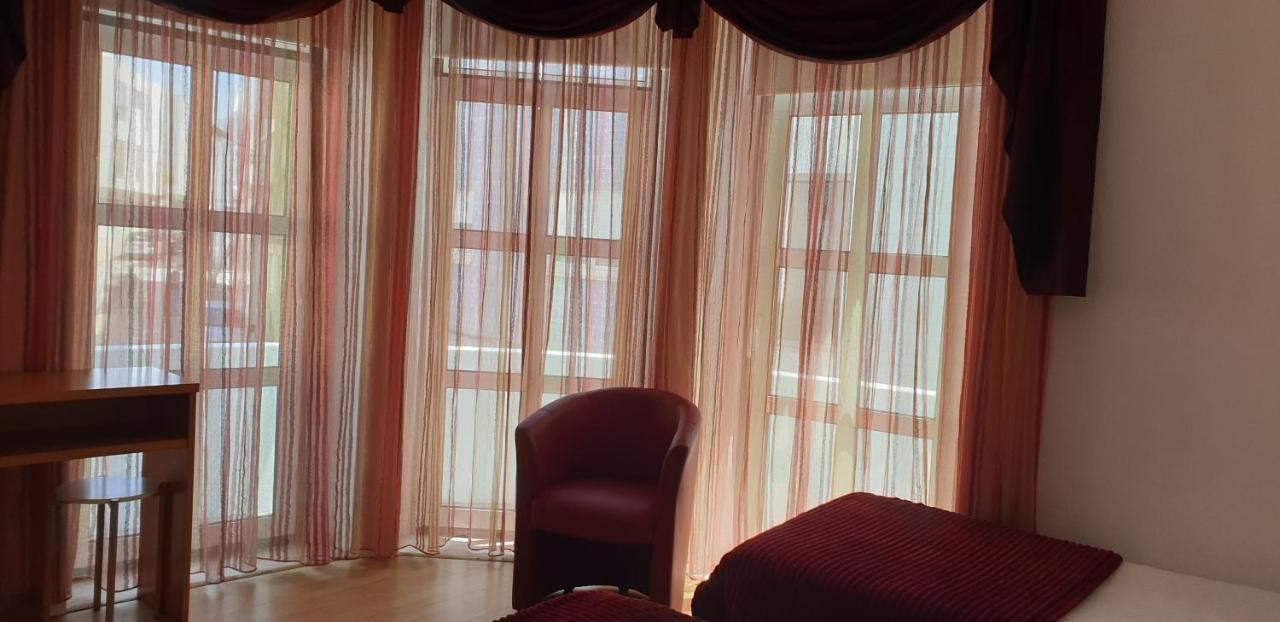 Palmeira Hotel *